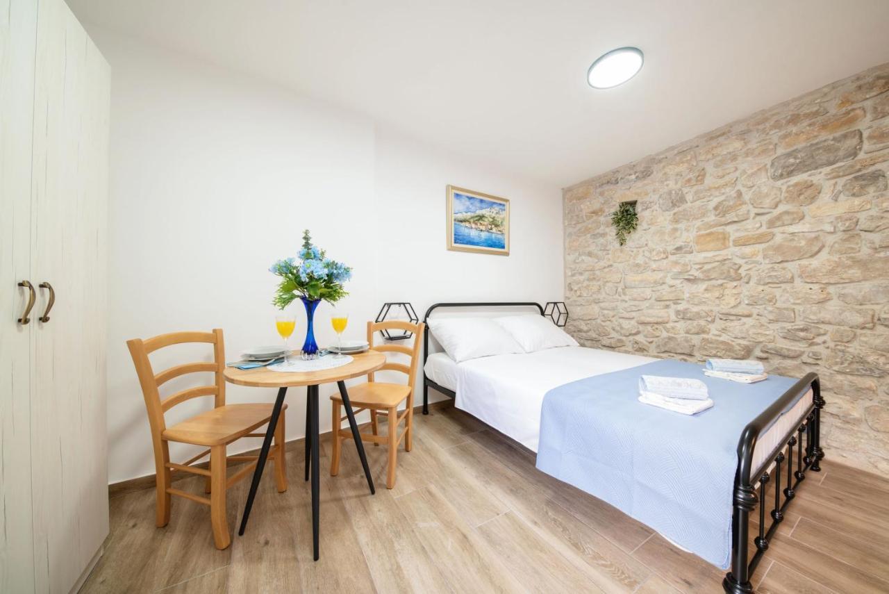 ספליט Apartments Jerolim מראה חיצוני תמונה